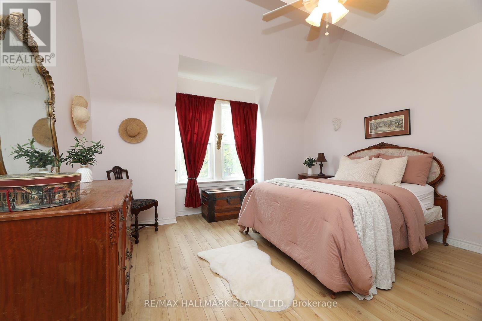 1 LOCKWOOD ROAD - Image 14