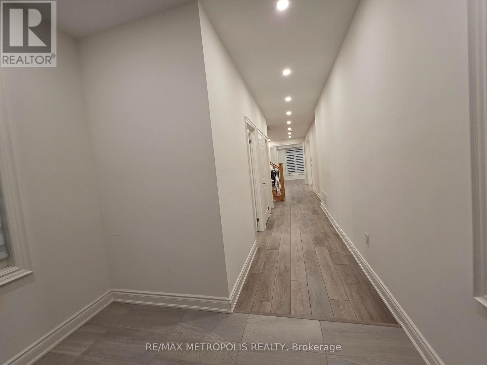 10 WRAGGS ROAD - 24