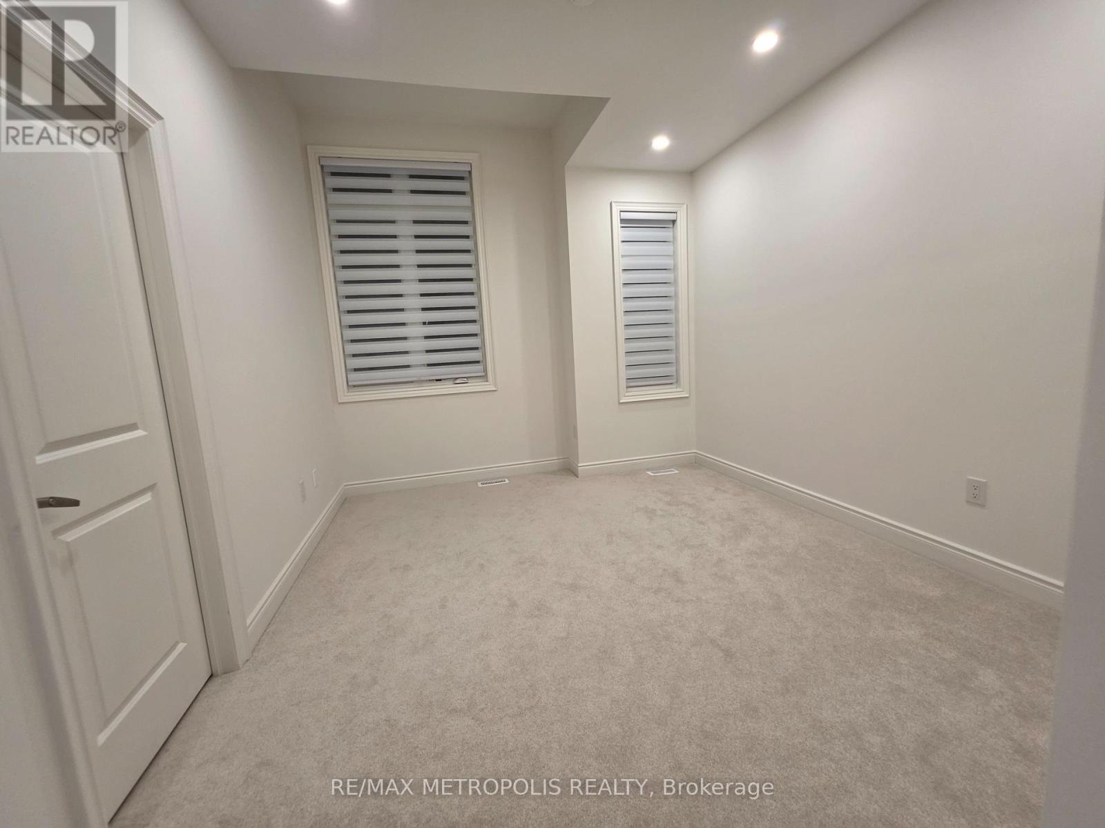 10 WRAGGS ROAD - 42