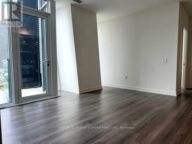 448 Burnhamthorpe Road West — photo 11