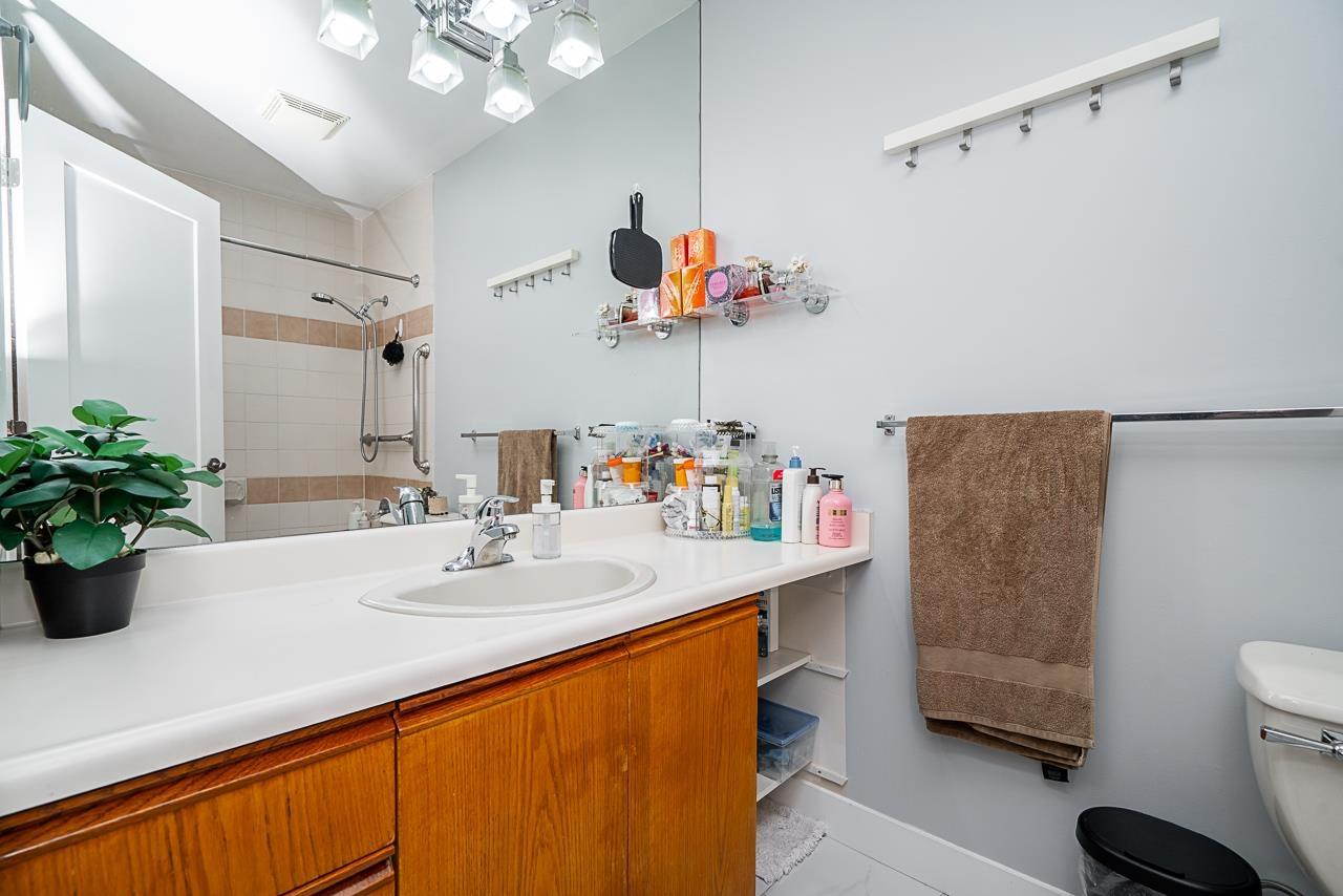 Photo of 51 14840 100 AVENUE 25