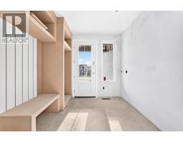 564 Livingston Way - photo 4