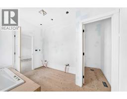564 Livingston Way - photo 17