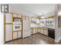 10607 Maplecreek Drive Se, Calgary, AB T2J1V2 Photo 18