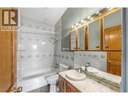 10607 Maplecreek Drive Se, Calgary, AB T2J1V2 Photo 23