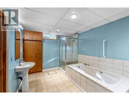 10607 Maplecreek Drive Se, Calgary, AB T2J1V2 Photo 40