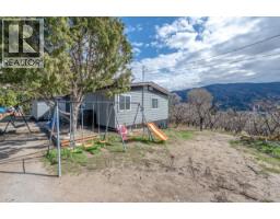 Den - 346 Hwy 97, Kaleden, BC V0H1K0 Photo 7