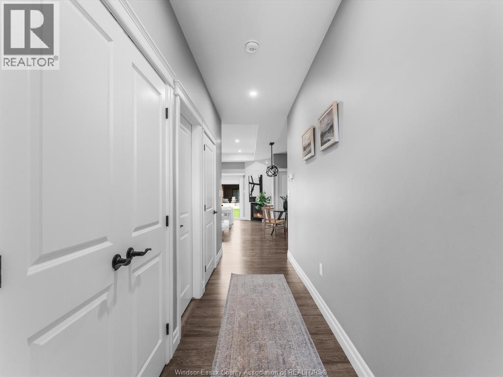 410 CASERTA CRESCENT, Lakeshore — photo 3