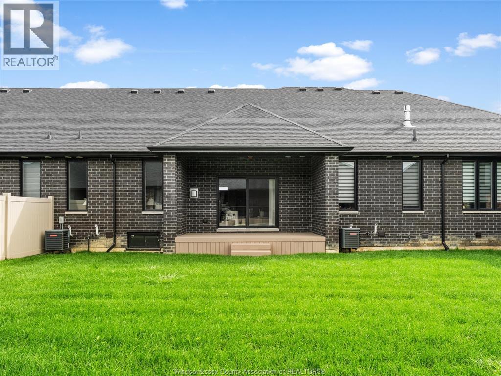 410 CASERTA CRESCENT - 30