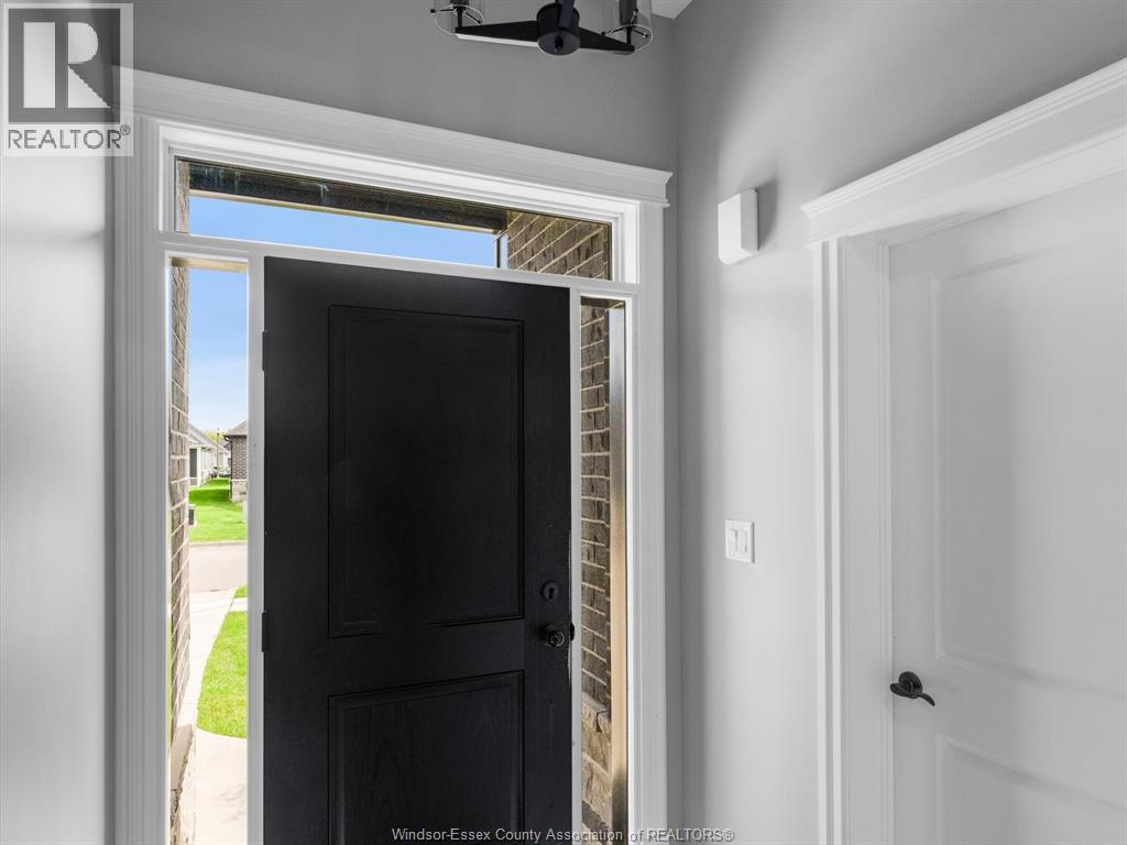 410 CASERTA CRESCENT - 5