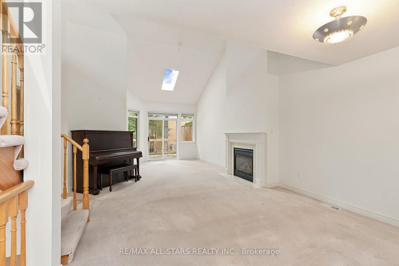 Photo of 28 BLUE HERON BEACH WAY