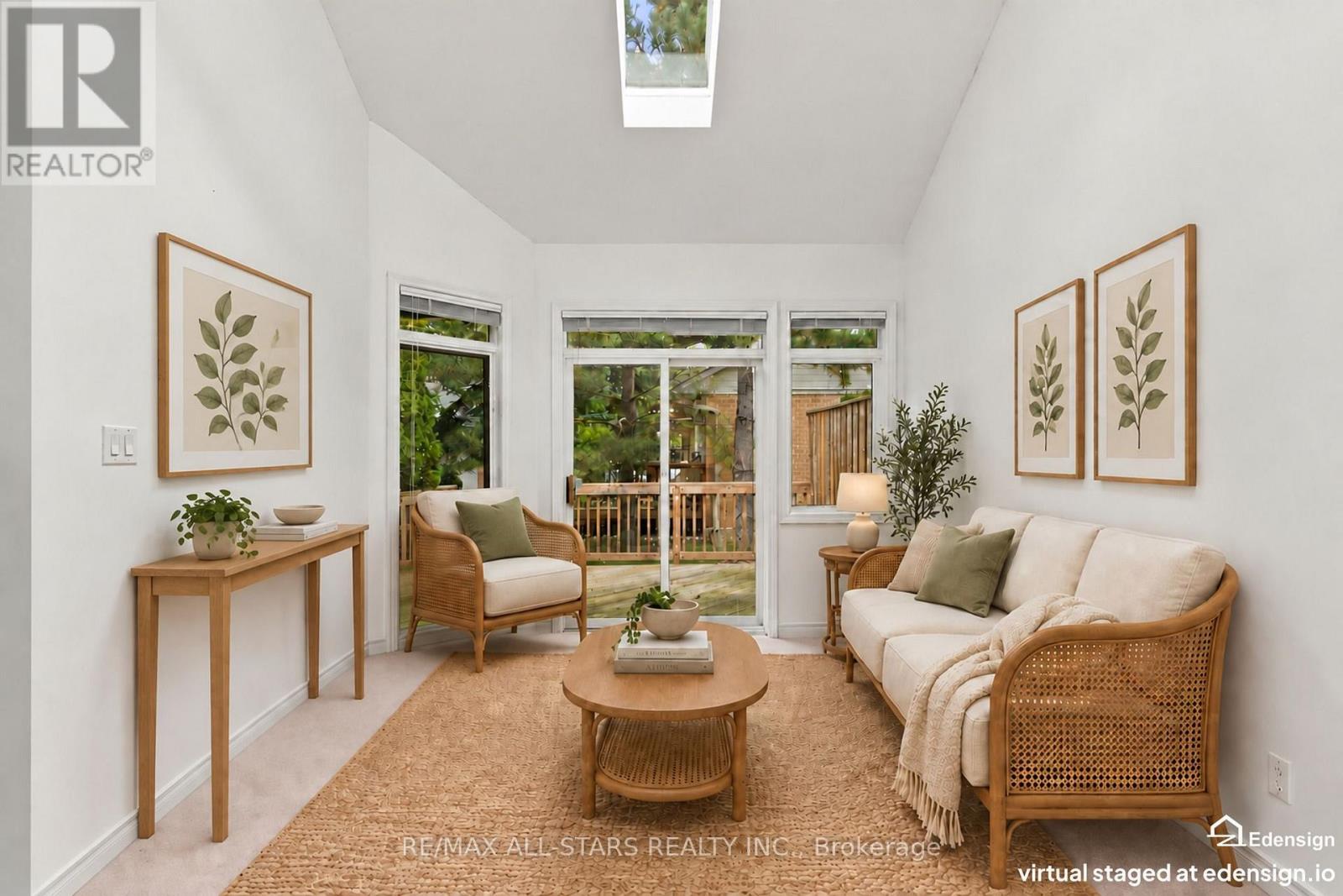 Photo of 28 BLUE HERON BEACH WAY