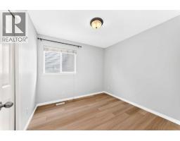352 Copperfield Gardens Se, Calgary, AB T2Z4C3 Photo 11