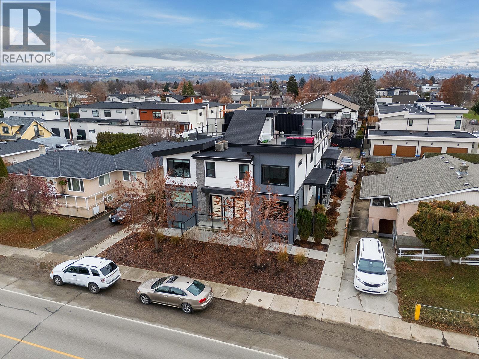  813 Rose Avenue, Kelowna