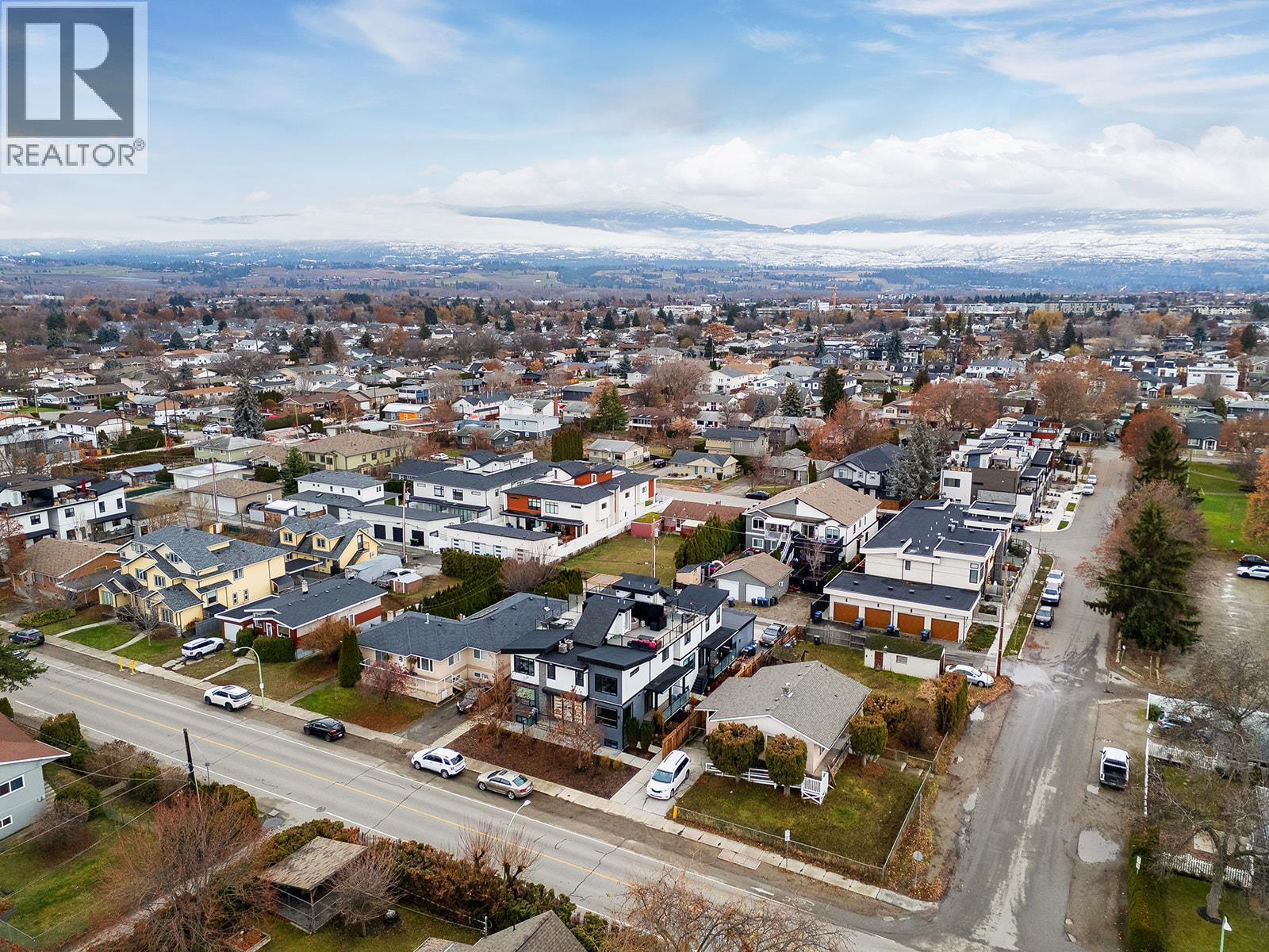  813 Rose Avenue, Kelowna