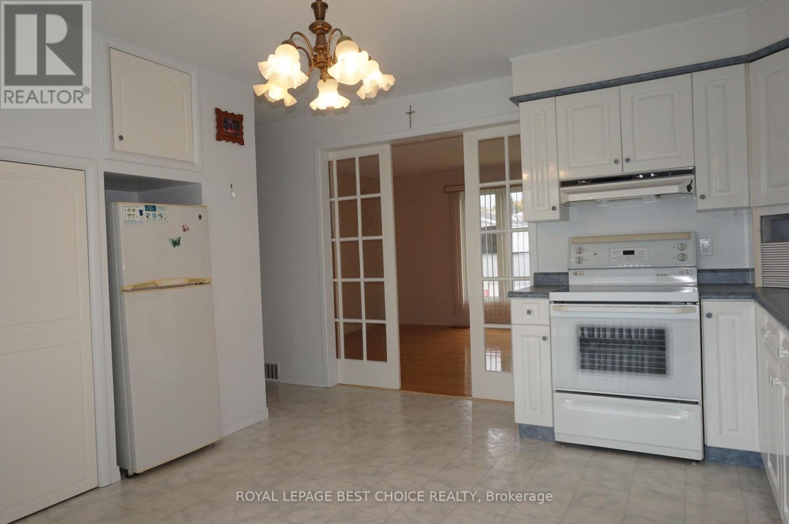 227 MERIDIAN AVENUE - 5