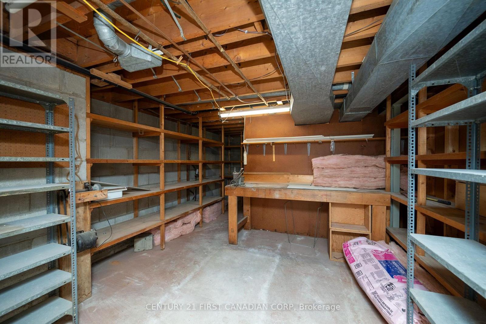 1492 NORTH VERNON AVENUE - 35