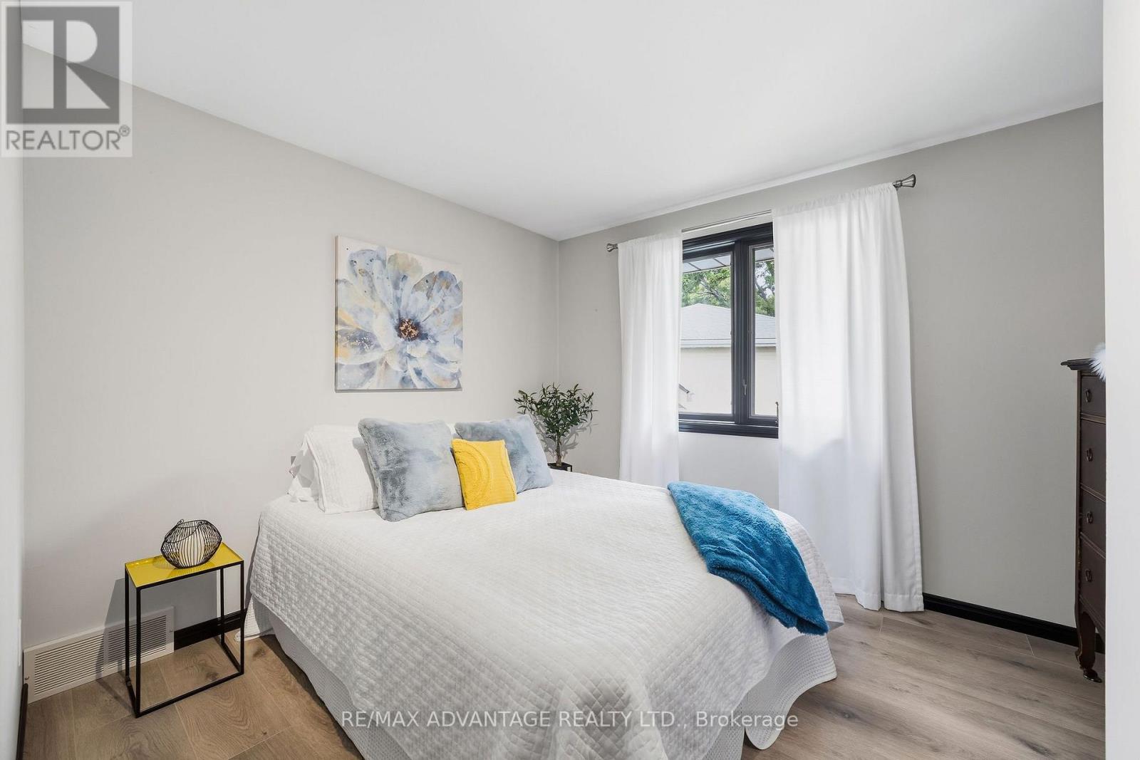 43 LYNNGATE GROVE - 20