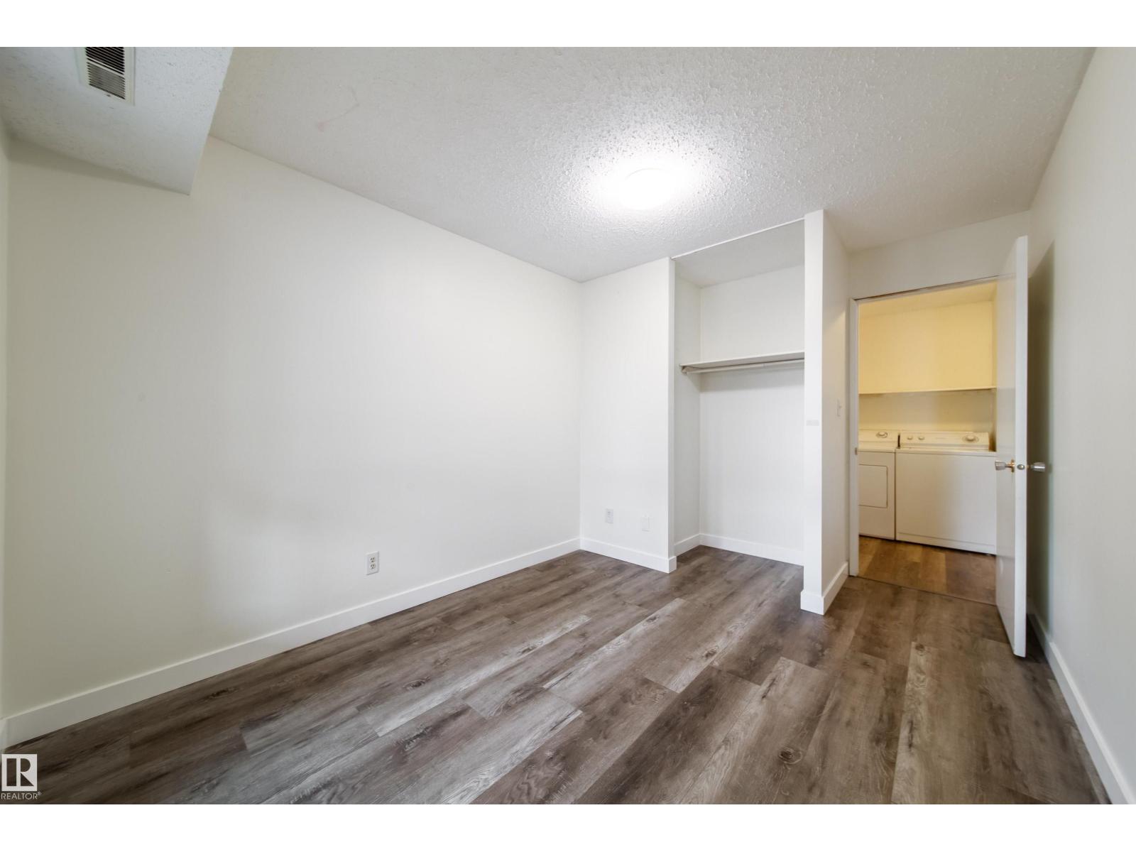 5898 172 ST NW - 21