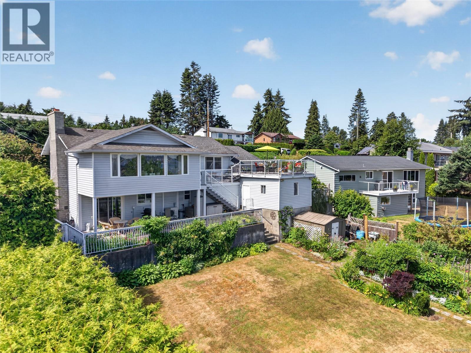 3798 Laurel Dr - 2
