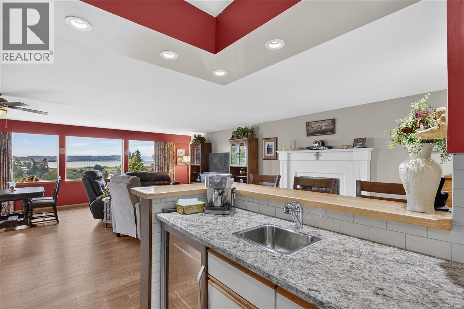 3798 Laurel Dr - 26