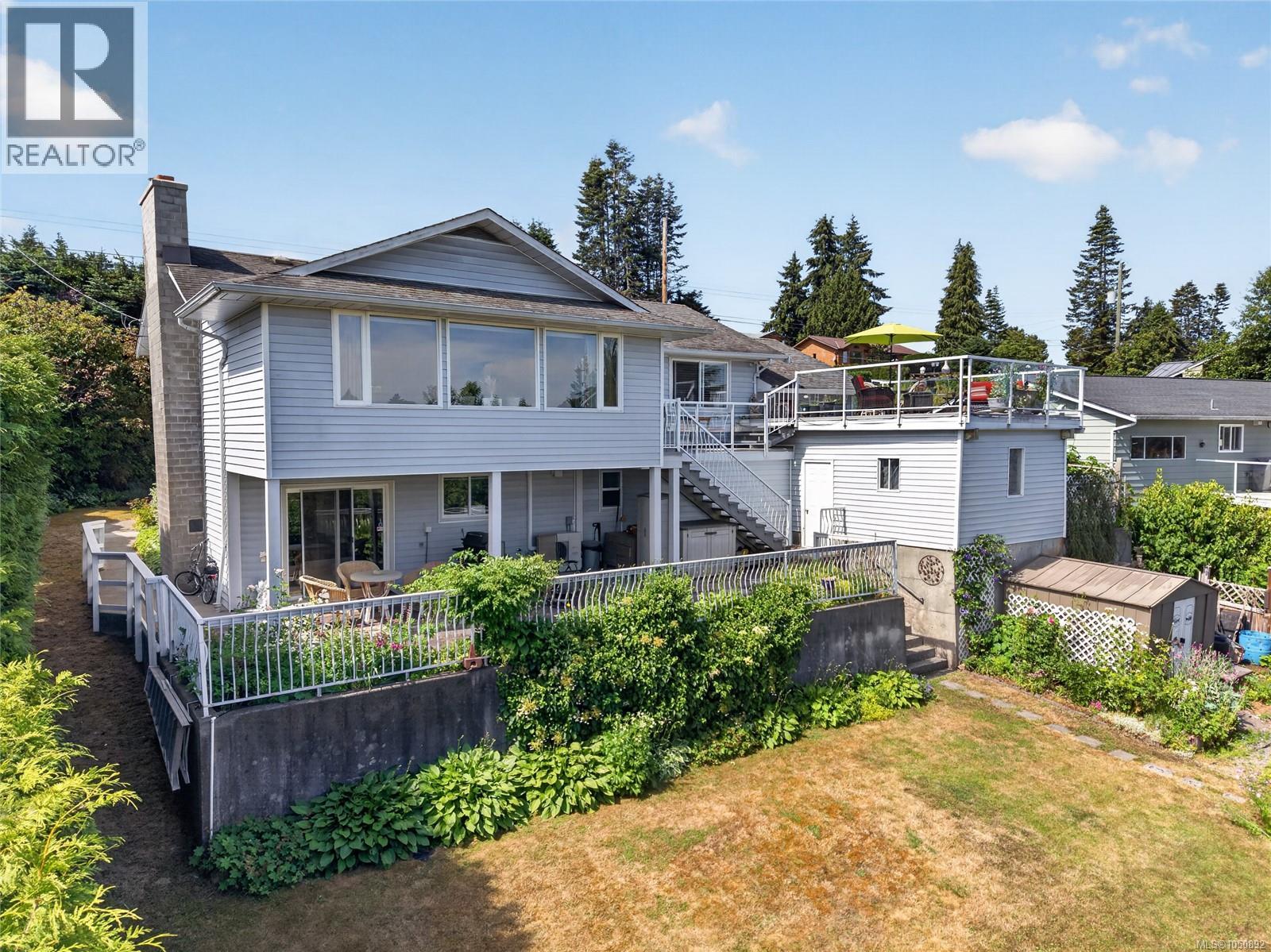 3798 Laurel Dr - 6