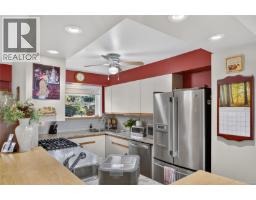 3798 Laurel Dr, Royston, BC V0R2V0 Photo 22