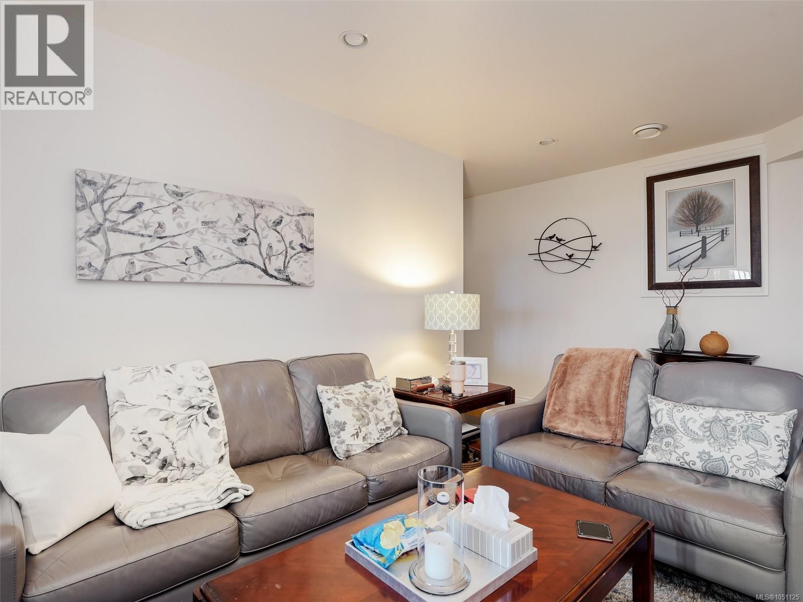8639 Bourne Terr - 31