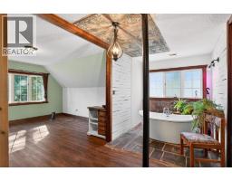 6119 Pippers Lane, Nelson, BC V1L6P5 Photo 45