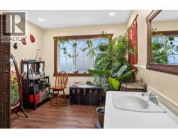 6119 Pippers Lane, Nelson, BC V1L6P5 Photo 41