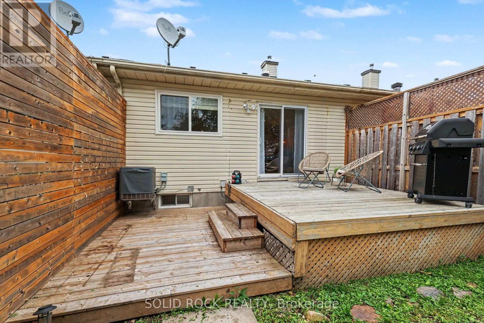 208 JAMIESON STREET - 25