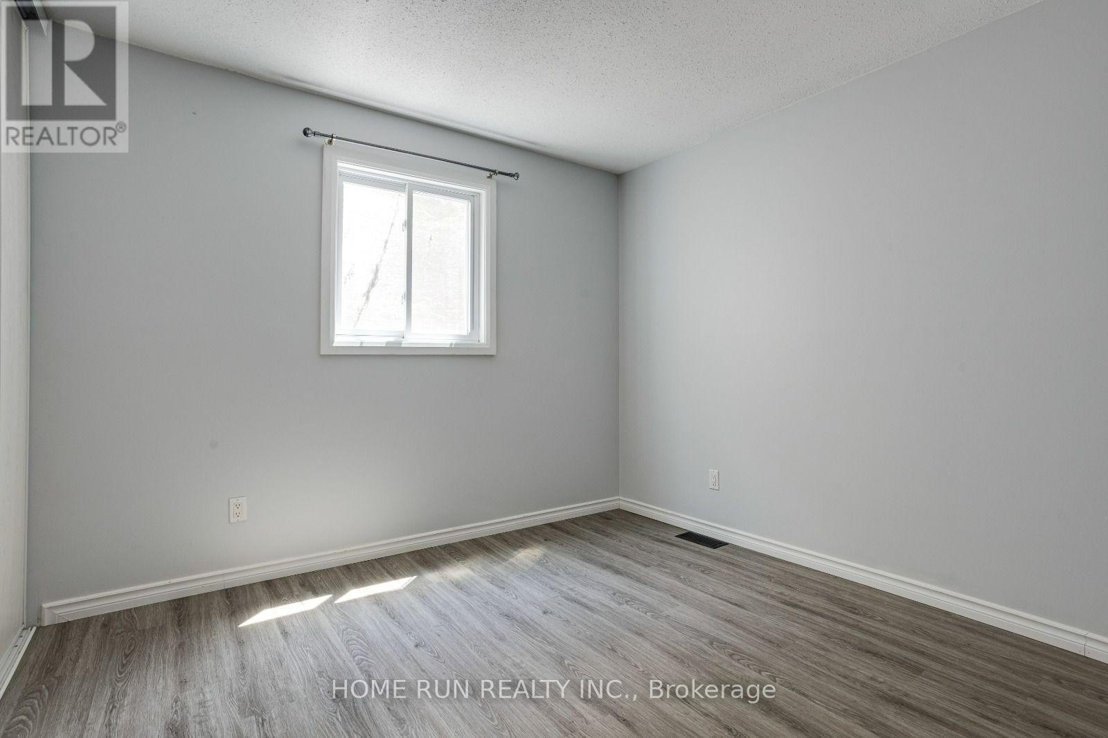 2 CARIBOU AVENUE - 17