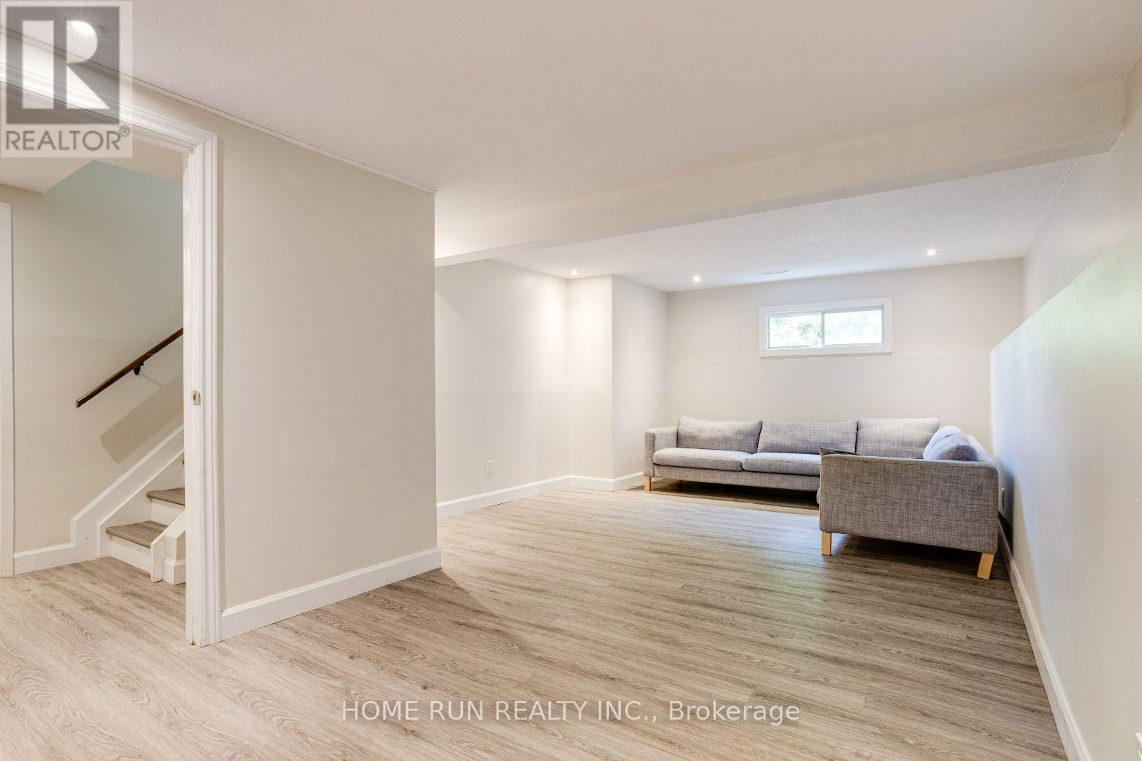 2 CARIBOU AVENUE - Image 26