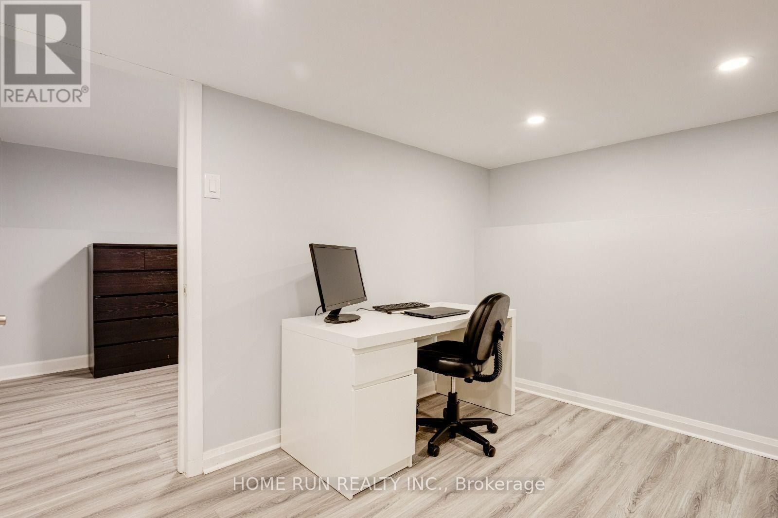 2 CARIBOU AVENUE - Image 34
