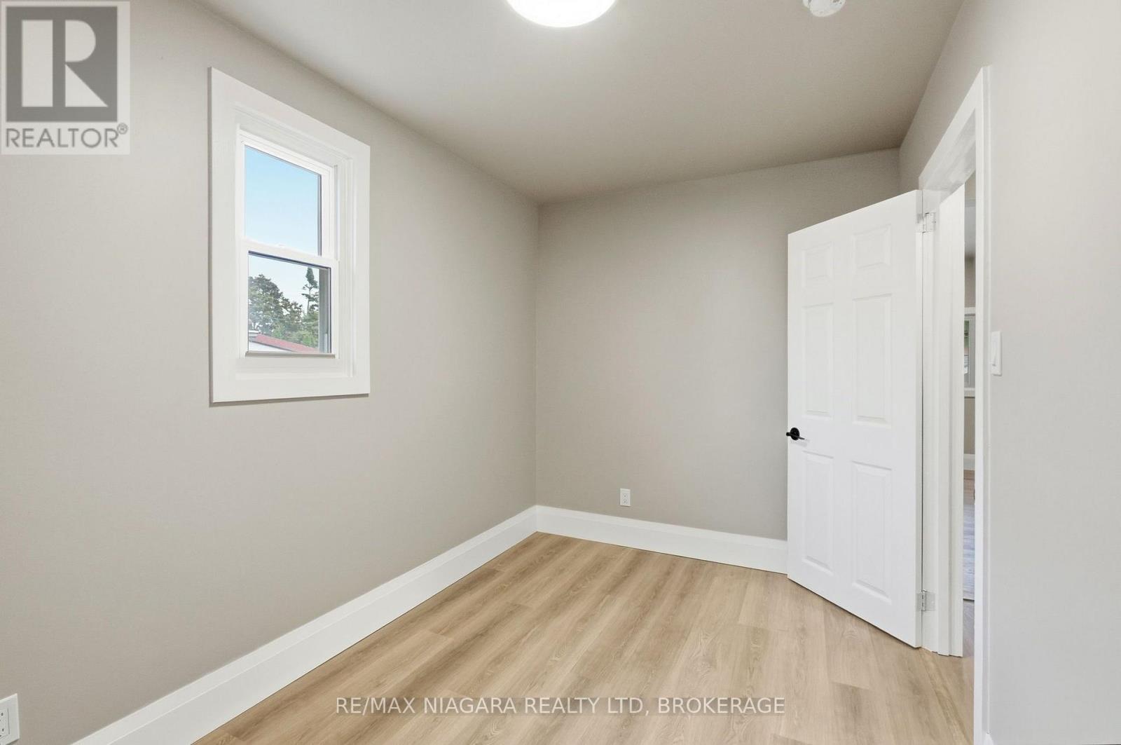 422 BRUNSWICK STREET - 15