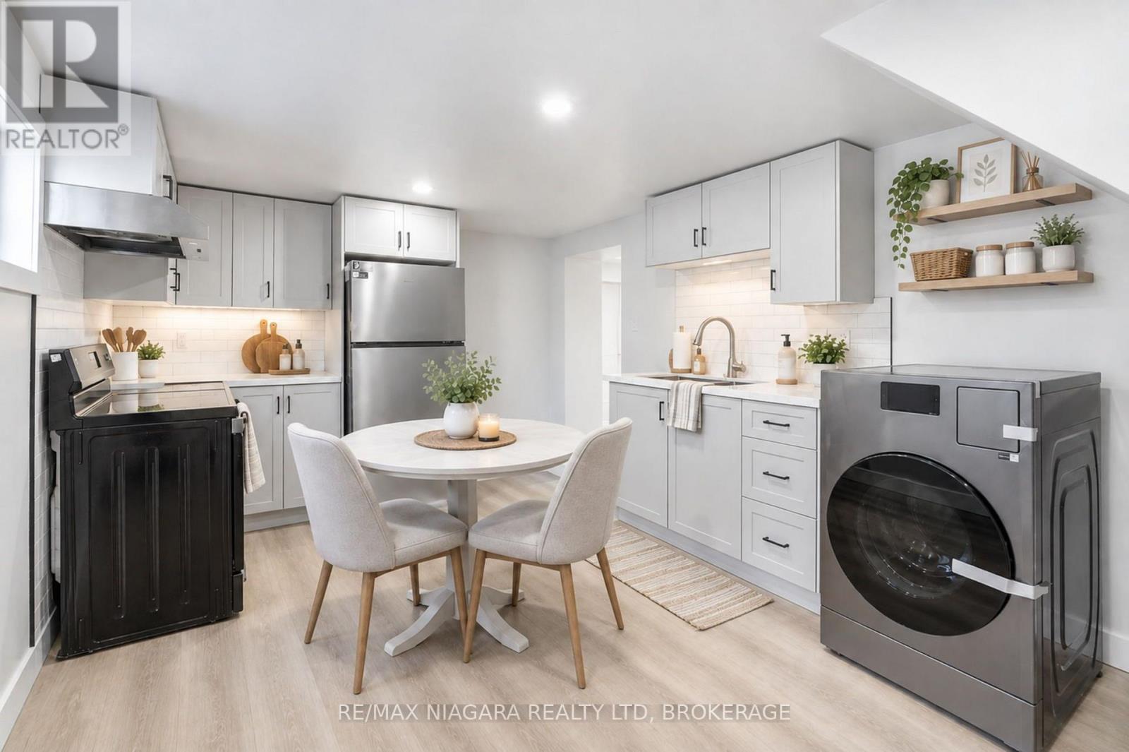 422 BRUNSWICK STREET - 21
