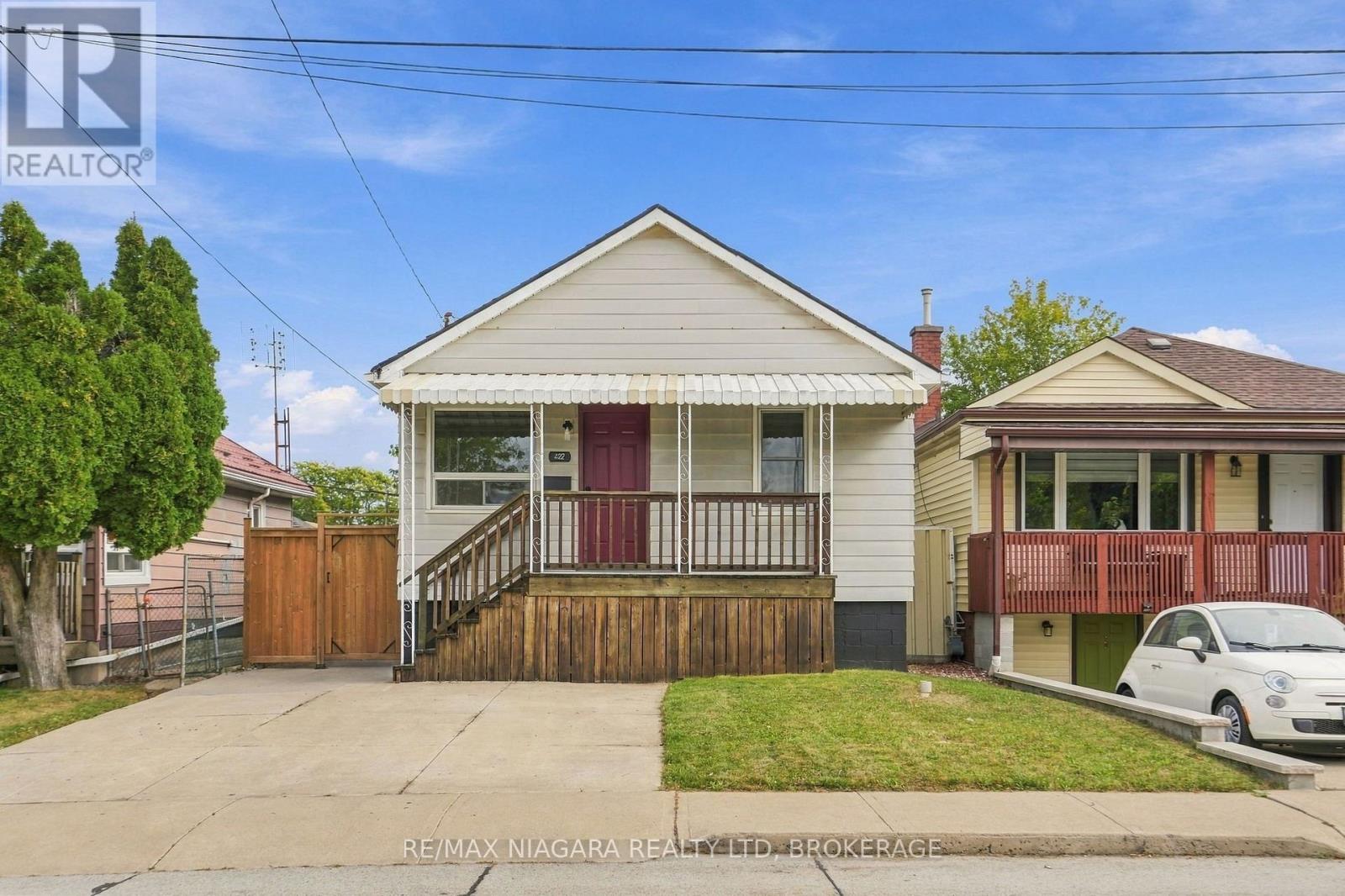 422 BRUNSWICK STREET - 34