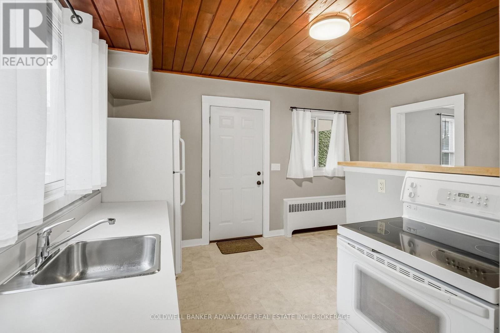 368 NIAGARA STREET, Welland (Prince Charles) — photo 12