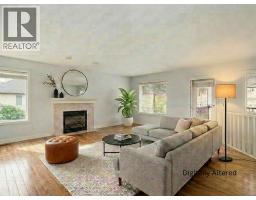 Living room - 10349 Copper Hill Lane, Lake Country, BC V4V2P3 Photo 6