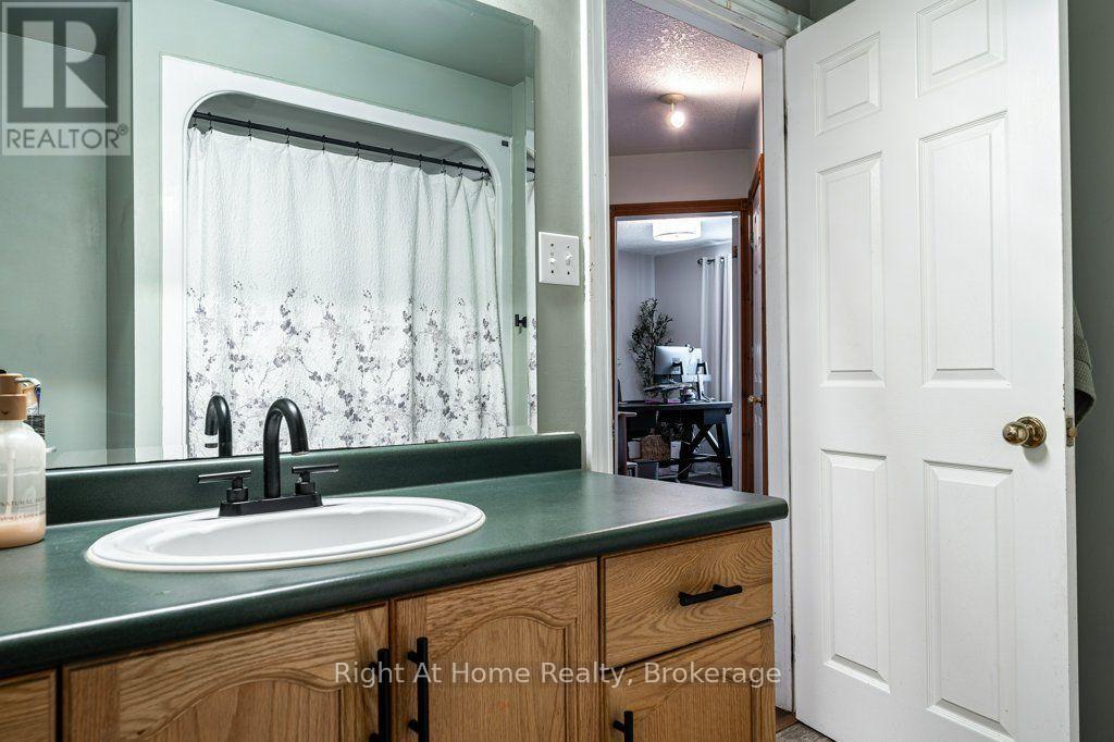 301 NORMAN STREET - Image 17