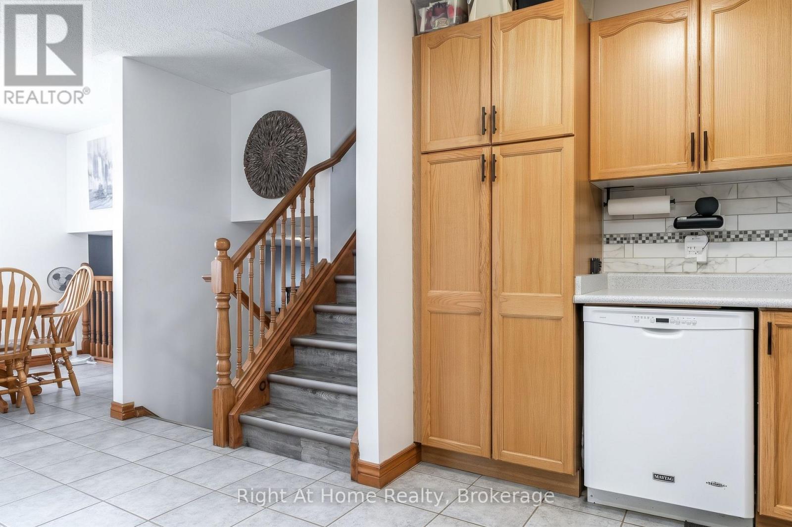 301 NORMAN STREET - Image 12