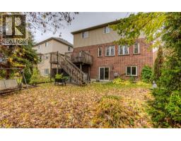 722 Salzburg Drive, Waterloo, ON N2V2N7 Photo 38