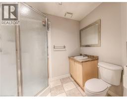722 Salzburg Drive, Waterloo, ON N2V2N7 Photo 35