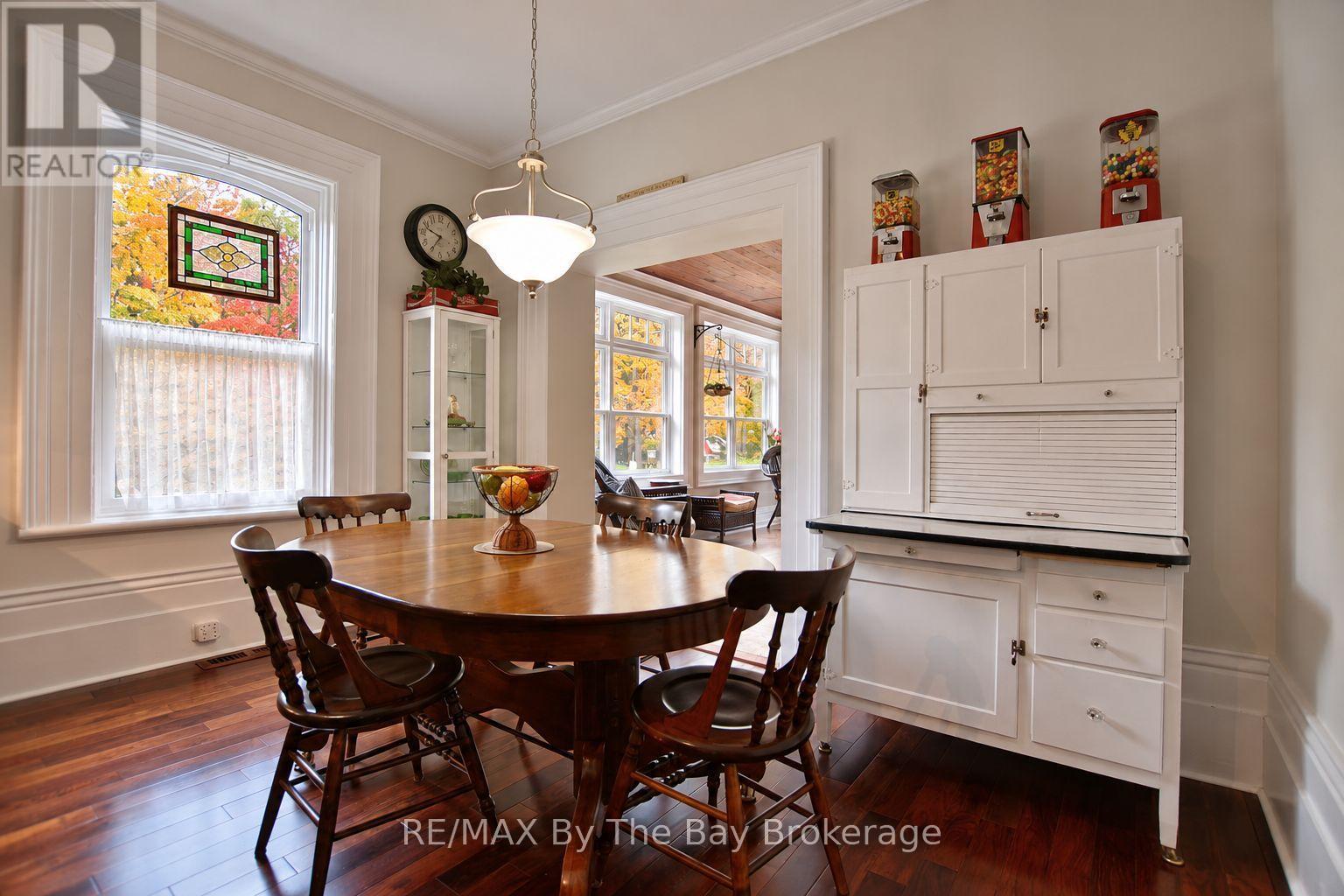 214 ELM STREET - 17