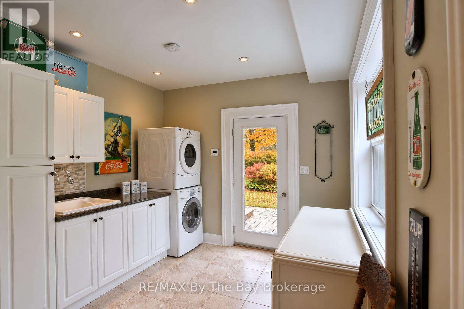 214 ELM STREET - 22