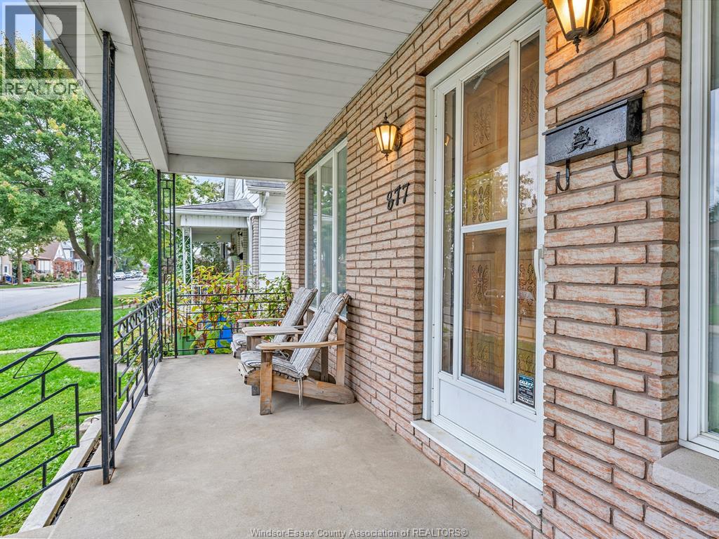 877 PIERRE AVENUE, Windsor — photo 4