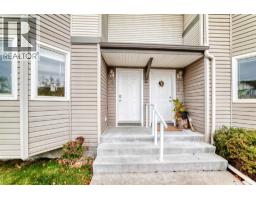 48 Royal Birch Villas NW - photo 2