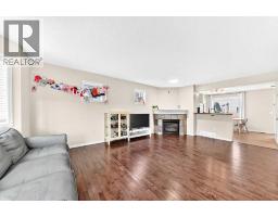 48 Royal Birch Villas NW - photo 4