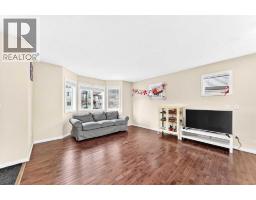 48 Royal Birch Villas NW - photo 5