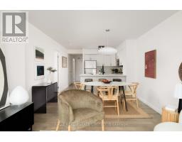 2109 - 750 Bay Street, Toronto, ON M5G1N6 Photo 11